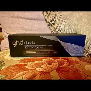 GHD ceramic hair styler